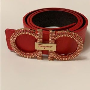 Red/Gold Ferragamo designer belt